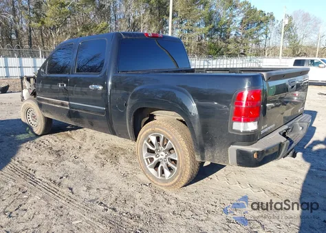 2009 GMC Sierra 1500 Denali z USA, uszkodzony, nr VIN 3GTEC03239G264252
